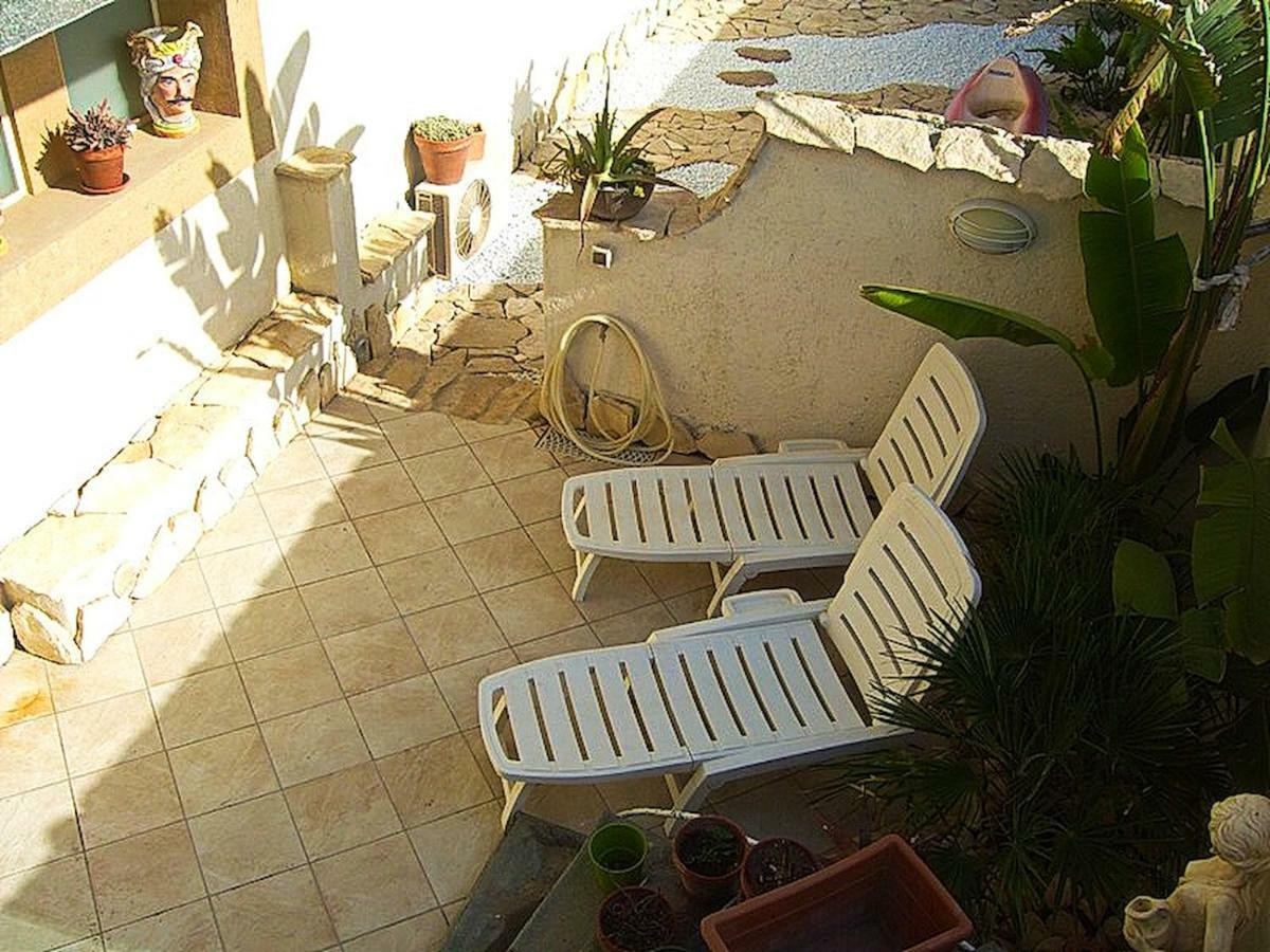 The Golden Rainbow - Seafront Apartments Villaggio San Leonardo Exterior foto