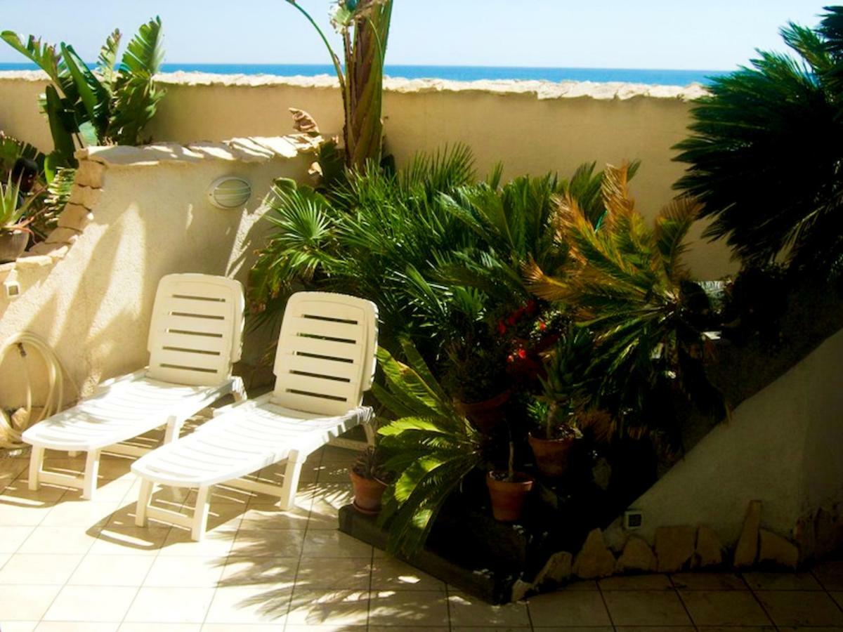 The Golden Rainbow - Seafront Apartments Villaggio San Leonardo Exterior foto