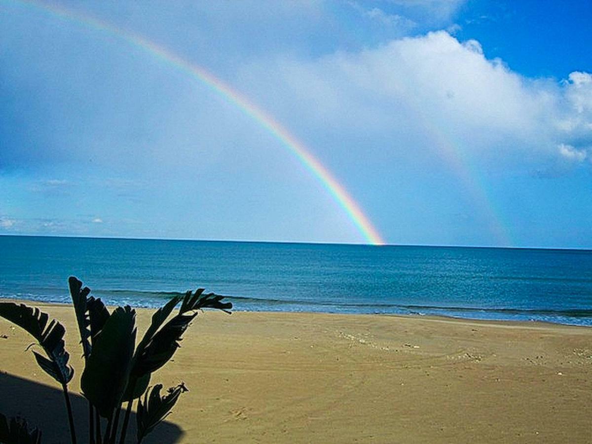 The Golden Rainbow - Seafront Apartments Villaggio San Leonardo Exterior foto