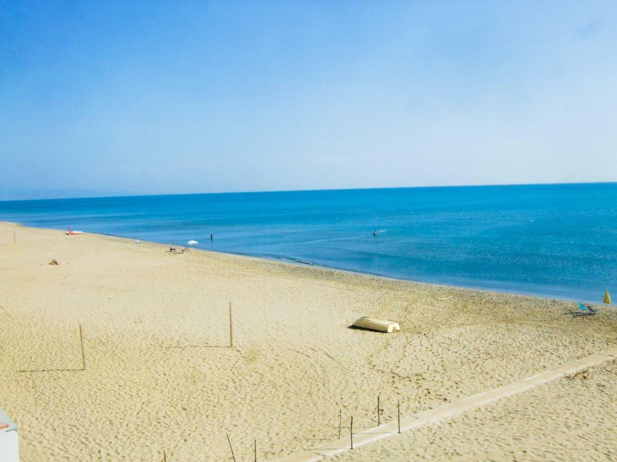 The Golden Rainbow - Seafront Apartments Villaggio San Leonardo Exterior foto
